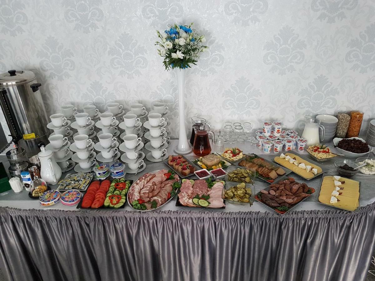 Bursztynowy Hotel *